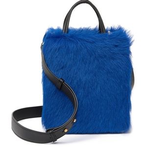 FLYNN
2020
Ebonnie Genuine Lamb Fur Shoulder Bag